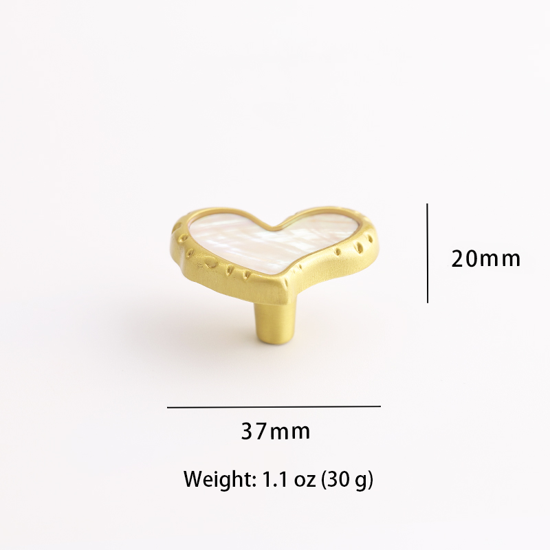 Heart-shaped shell brass pull